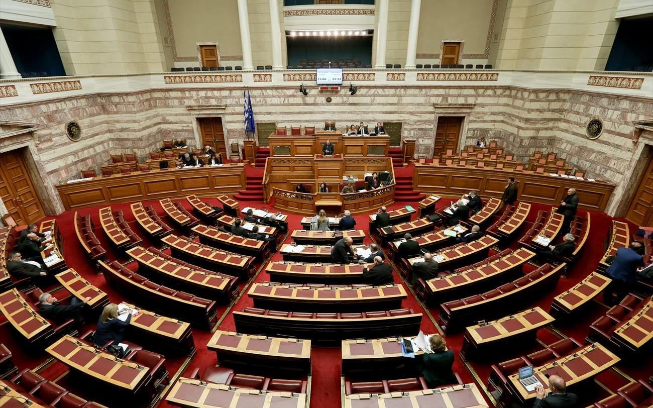 Συντάξεις χηρείας: Ποιοι θα δουν άμεσα αυξήσεις