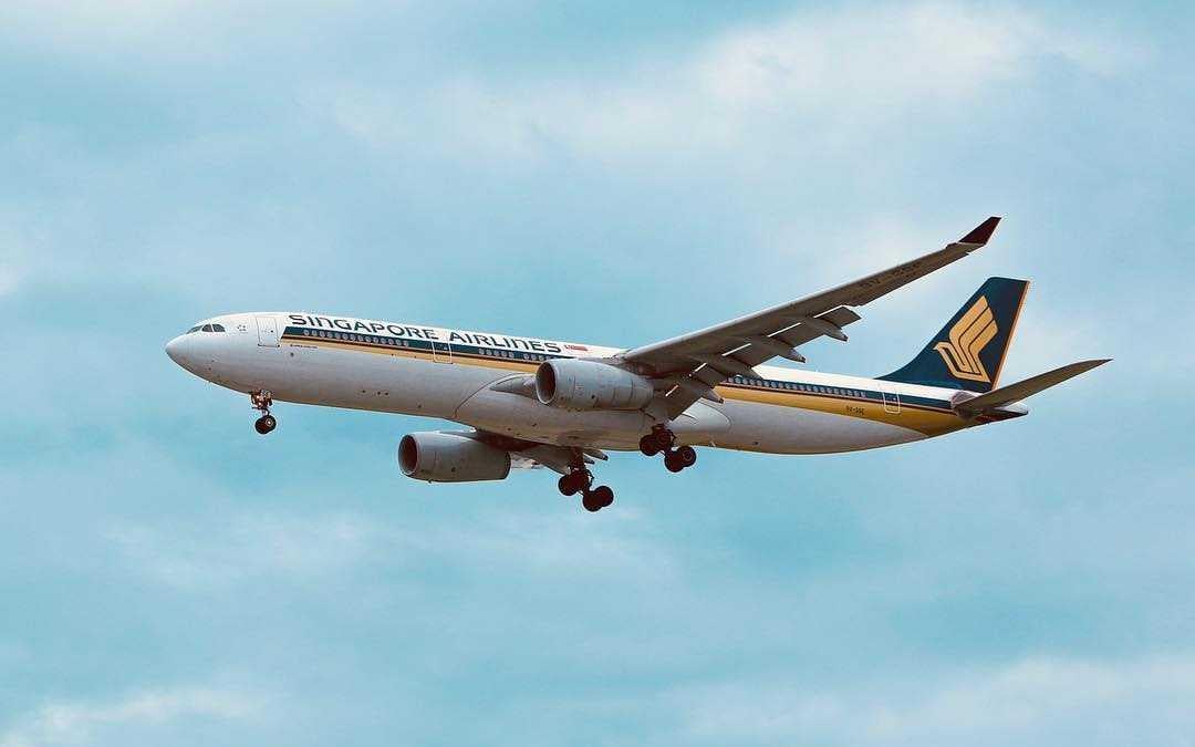 Singapore Airlines: Μπόνους σχεδόν οκτώ μηνών στους εργαζόμενους