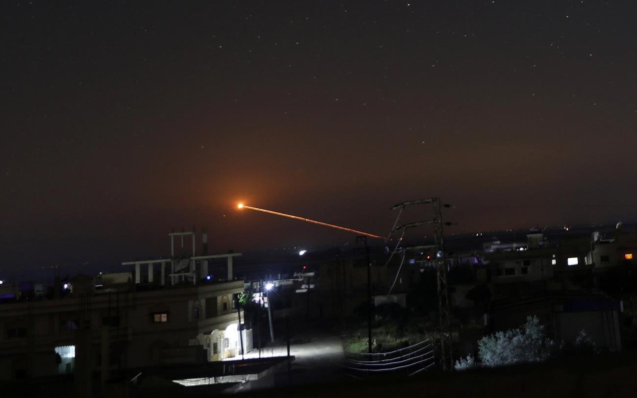 Siria: Atac aerian israelian asupra instalațiilor militare din Homs  