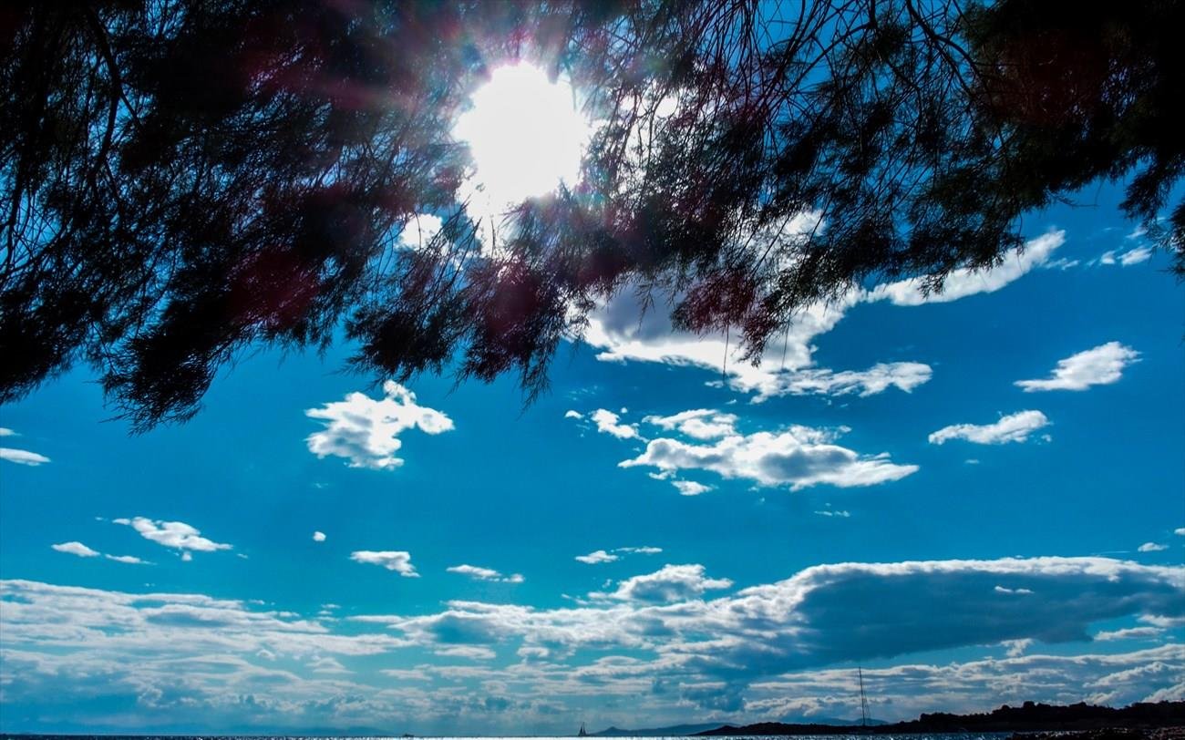 Vremea: Până la 26 de grade Celsius  