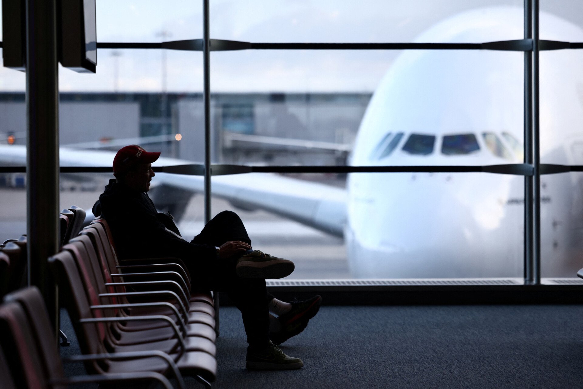 Alertes à la bombe dans 14 aéroports