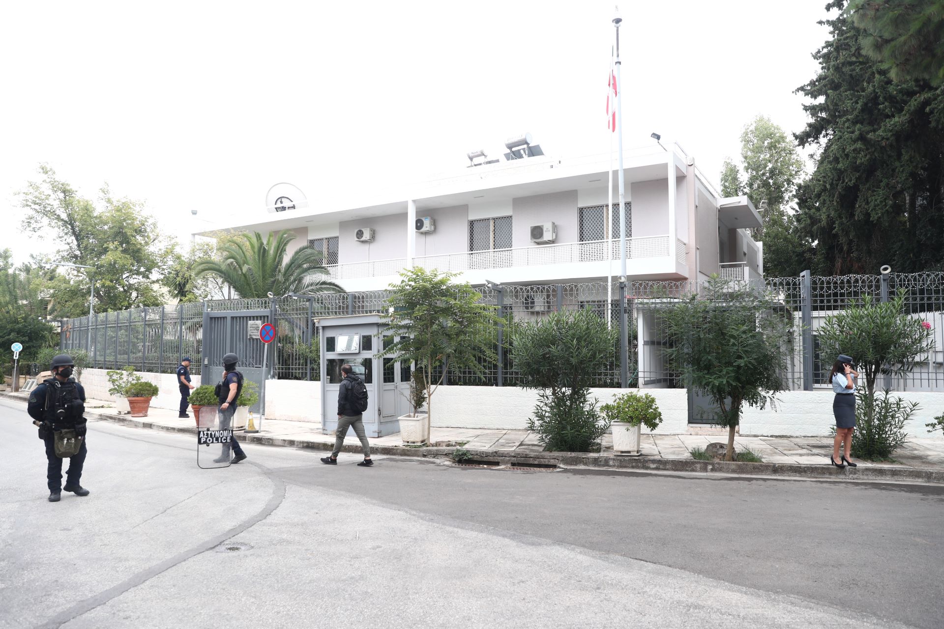 Τρομοκρατία: Τι απαντά η πρεσβεία του Ιράν για την ανάμειξη της Τεχεράνης