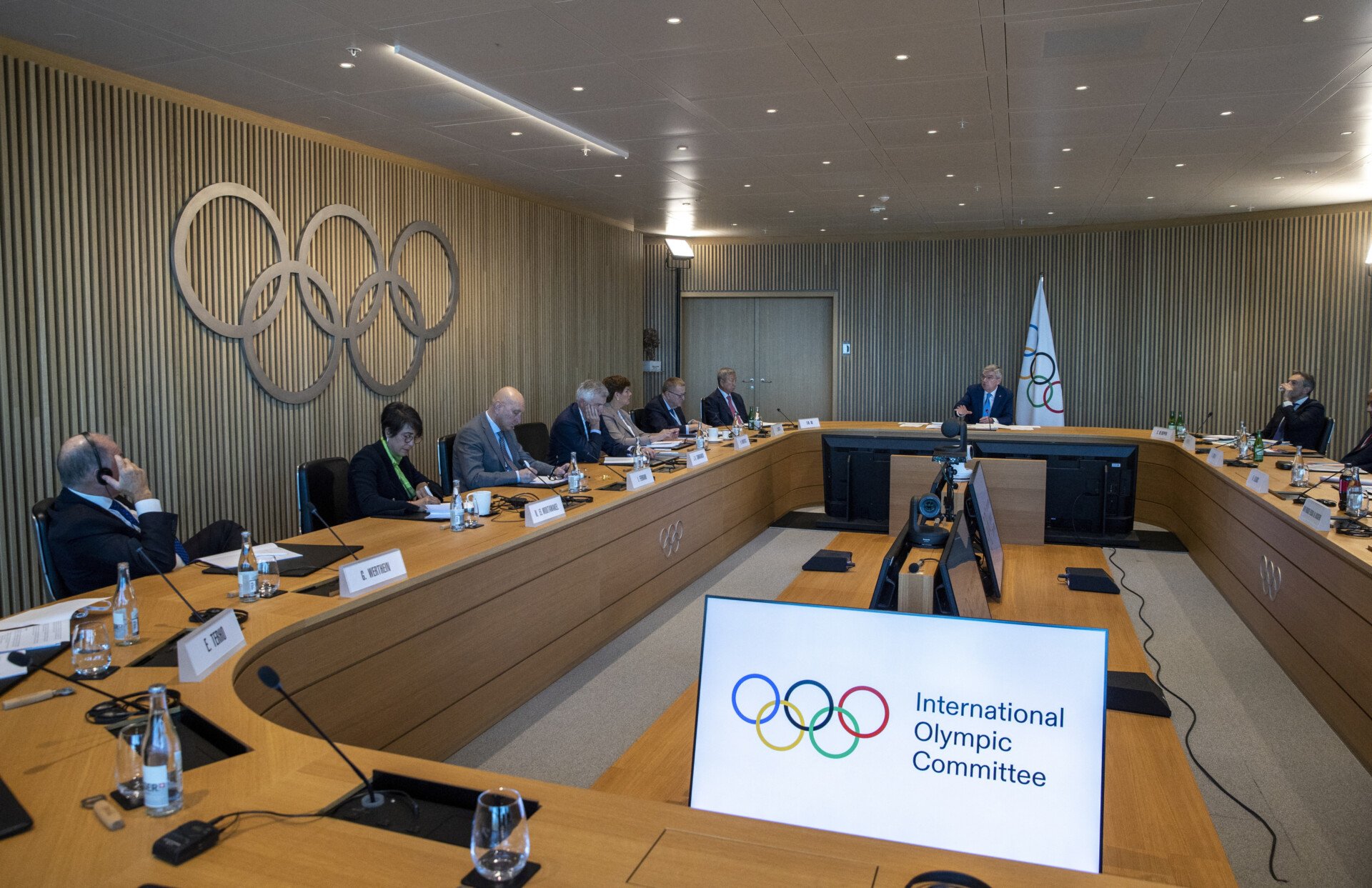 DOE: Eliminarea obstacolelor în sport pentru toate femeile și fetele  