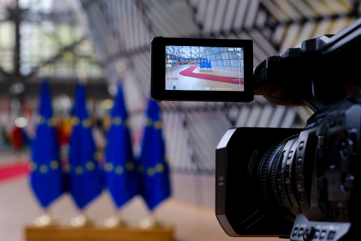 ΕΕ: Πληθυσμός ρεκόρ 450 εκατ. με ώθηση από τη μετανάστευση