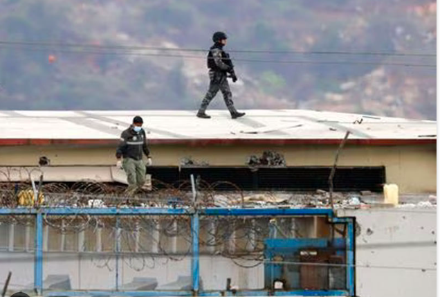 Εξέγερση σε φυλακή του Ισημερινού με 57 ομήρους