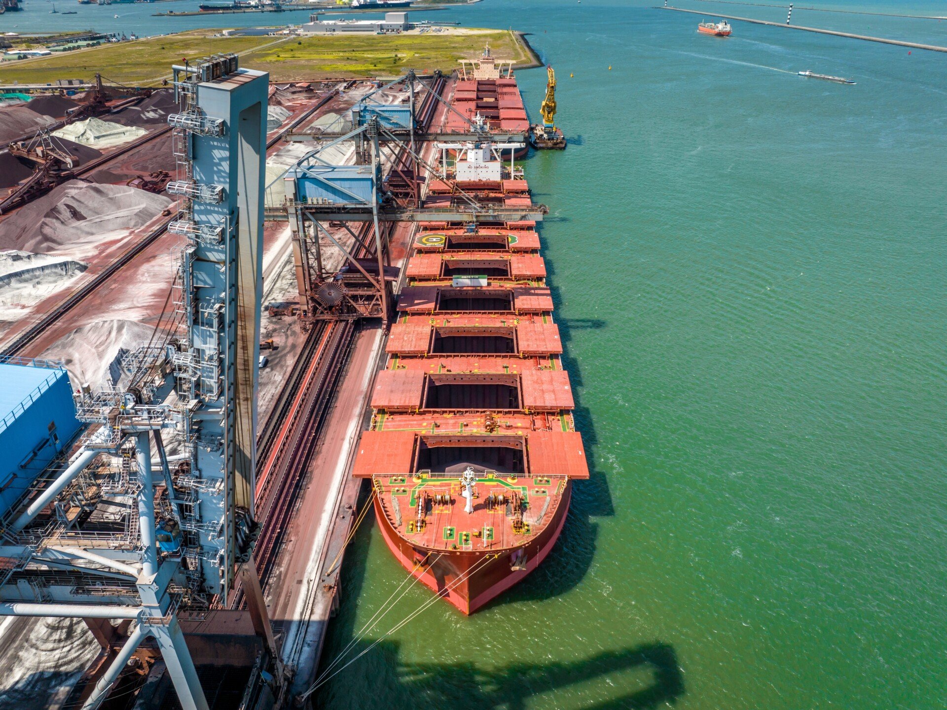 Shipping: Capesizes drive demand