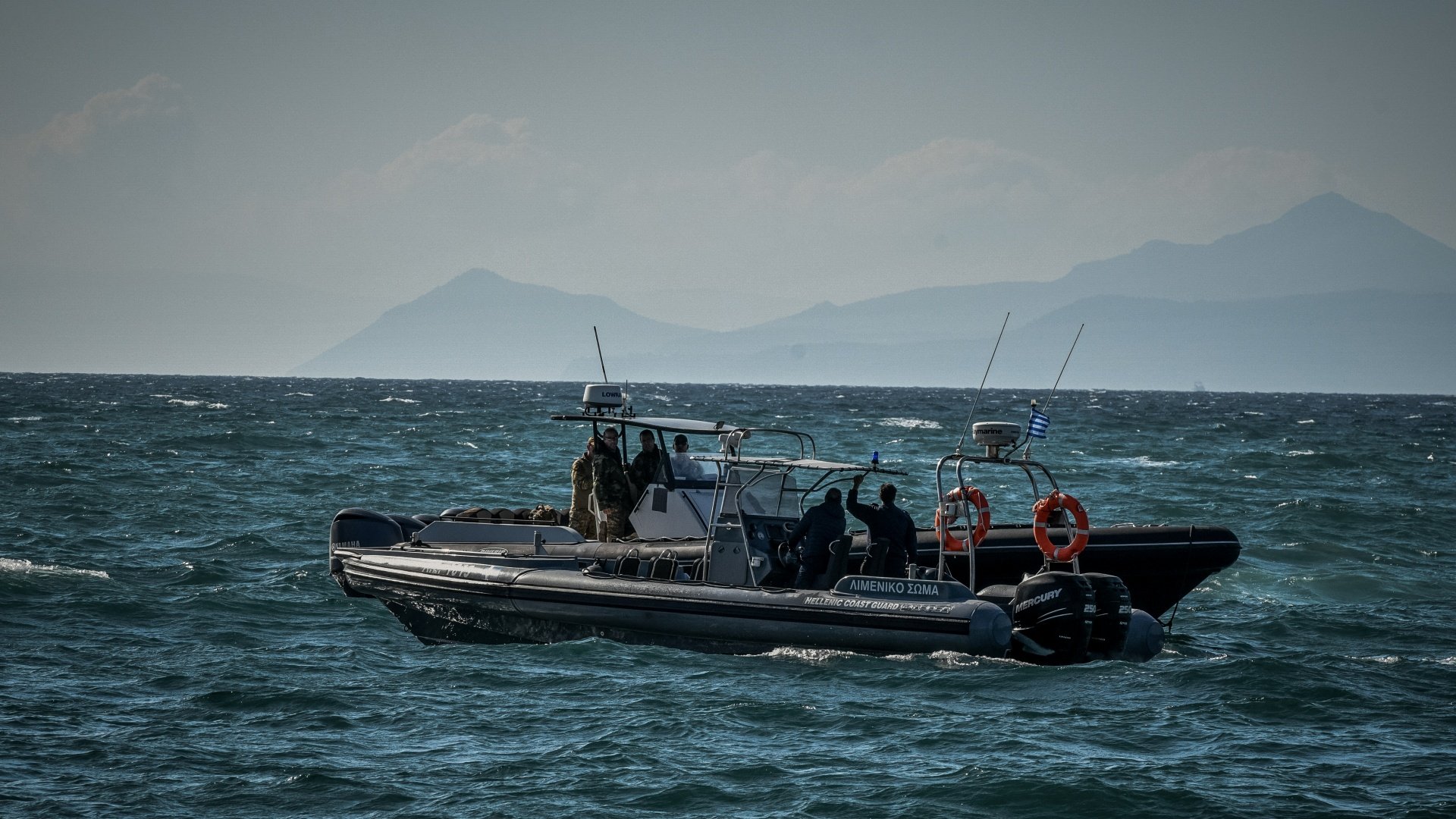 Γαύδος: Πλοιάριο με 41 μετανάστες  