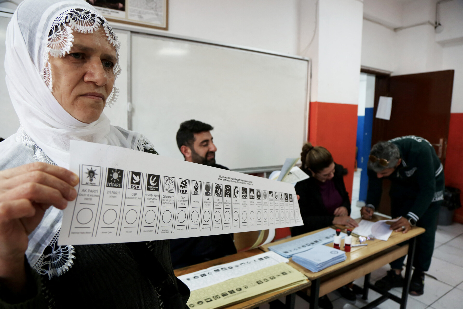 Τουρκία: Ολοκληρώθηκε η εκλογική διαδικασία - Κρας τεστ για τον Ερντογάν στην Κωνσταντινούπολη
