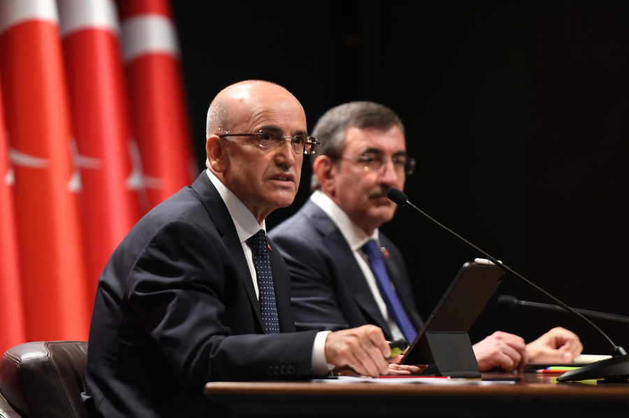 Μεχμέτ Σιμσέκ: «Η Τουρκία πρέπει να αγκιστρωθεί ξανά στην ΕΕ, χρειάζονται δύο για να χορέψουν ταγκό»