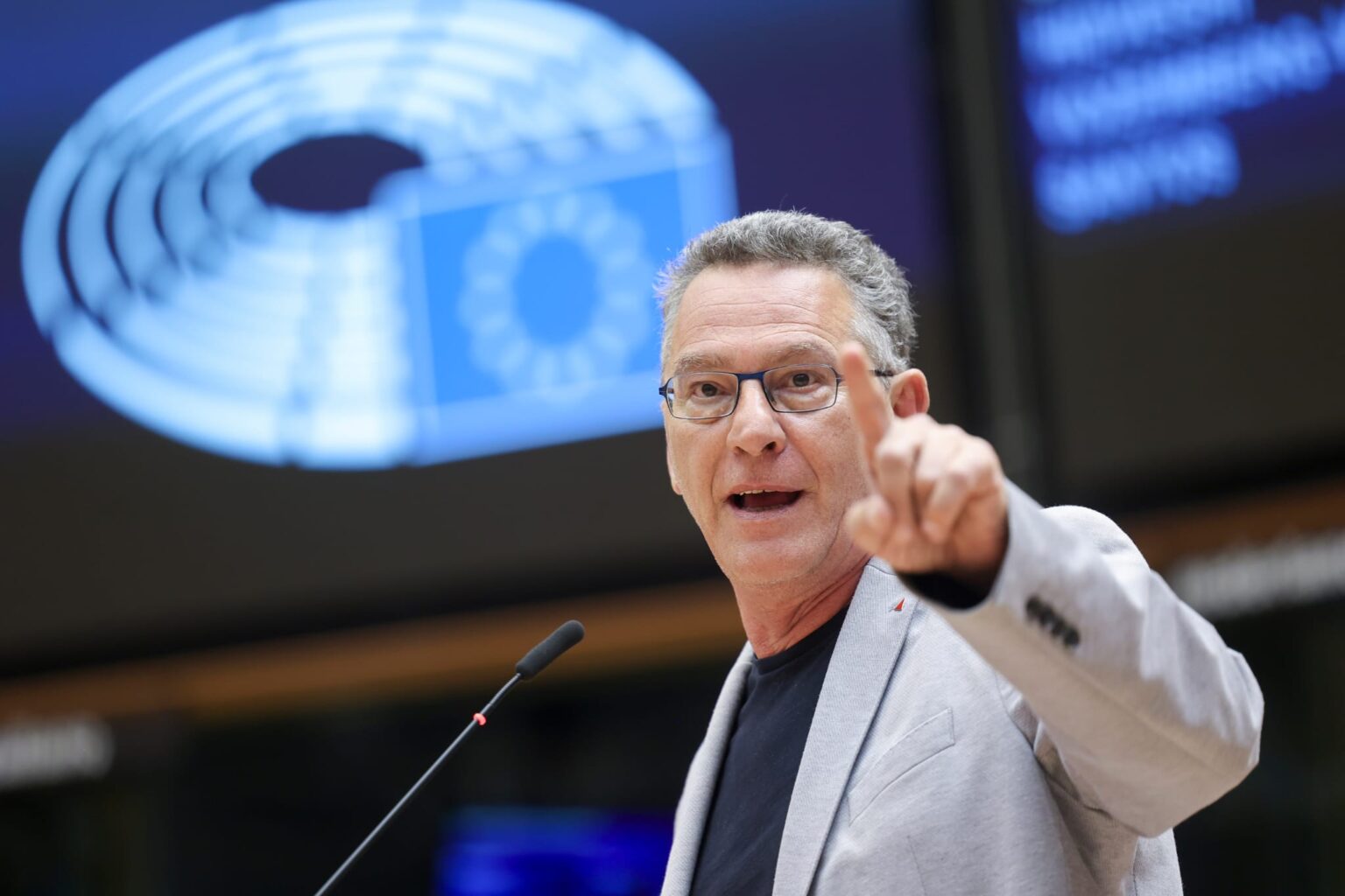 Κ. Αρβανίτης: Άβουλη η ΕΕ ως φραντσάιζ των γερακιών του αμερικανικού πενταγώνου. Η Αριστερά θα αναλάβει πρωτοβουλίες