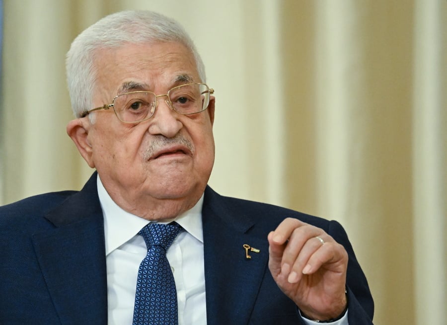 Siria: Prima vizită a președintelui palestinian după 16 ani  