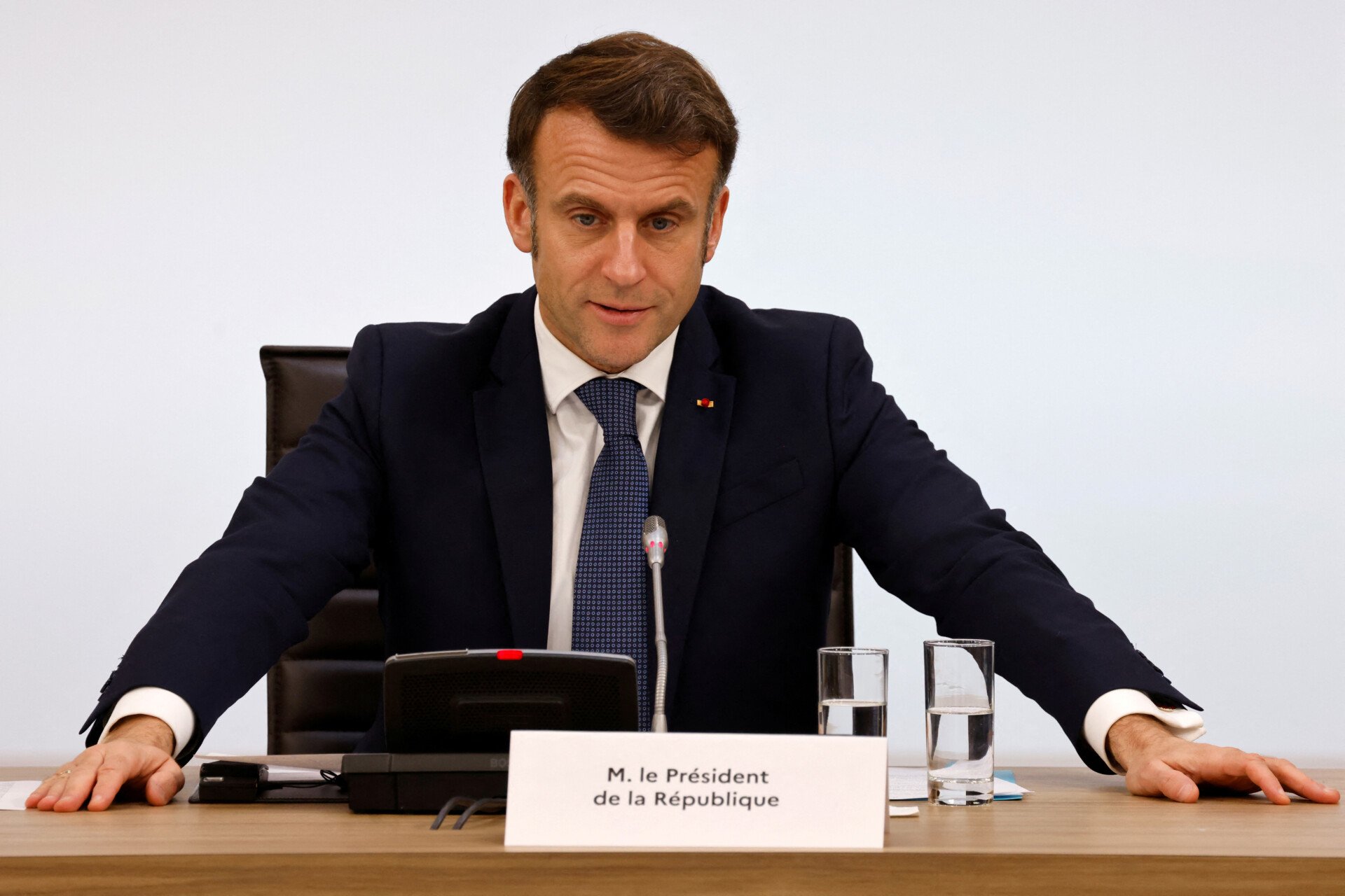 Discuțiile lui Macron cu Zelenski, Stoltenberg și Trump înainte de summit-ul neoficial de la Londra pentru Ucraina  