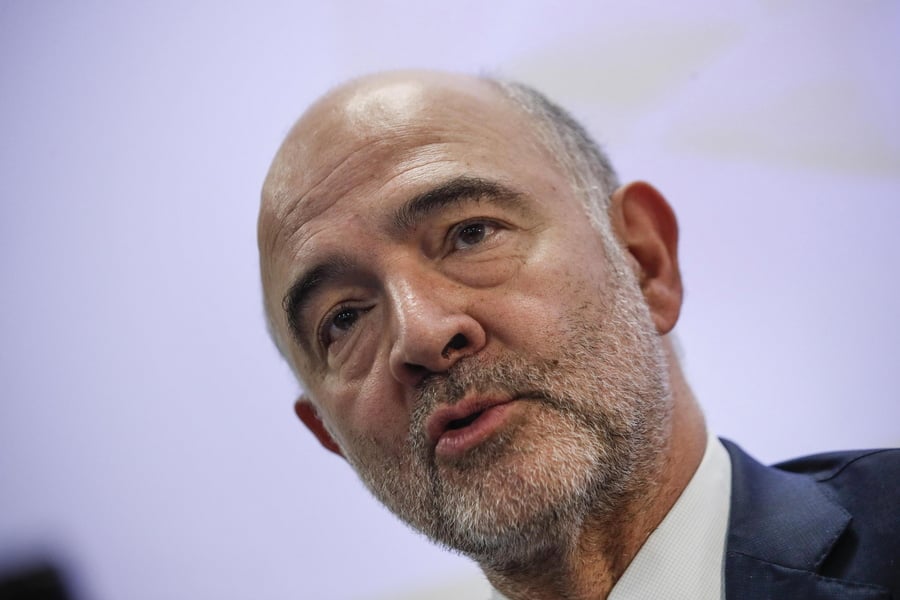 Franța: Avertisment financiar de la Moscovici în contextul discuțiilor privind creșterea cheltuielilor de apărare  
