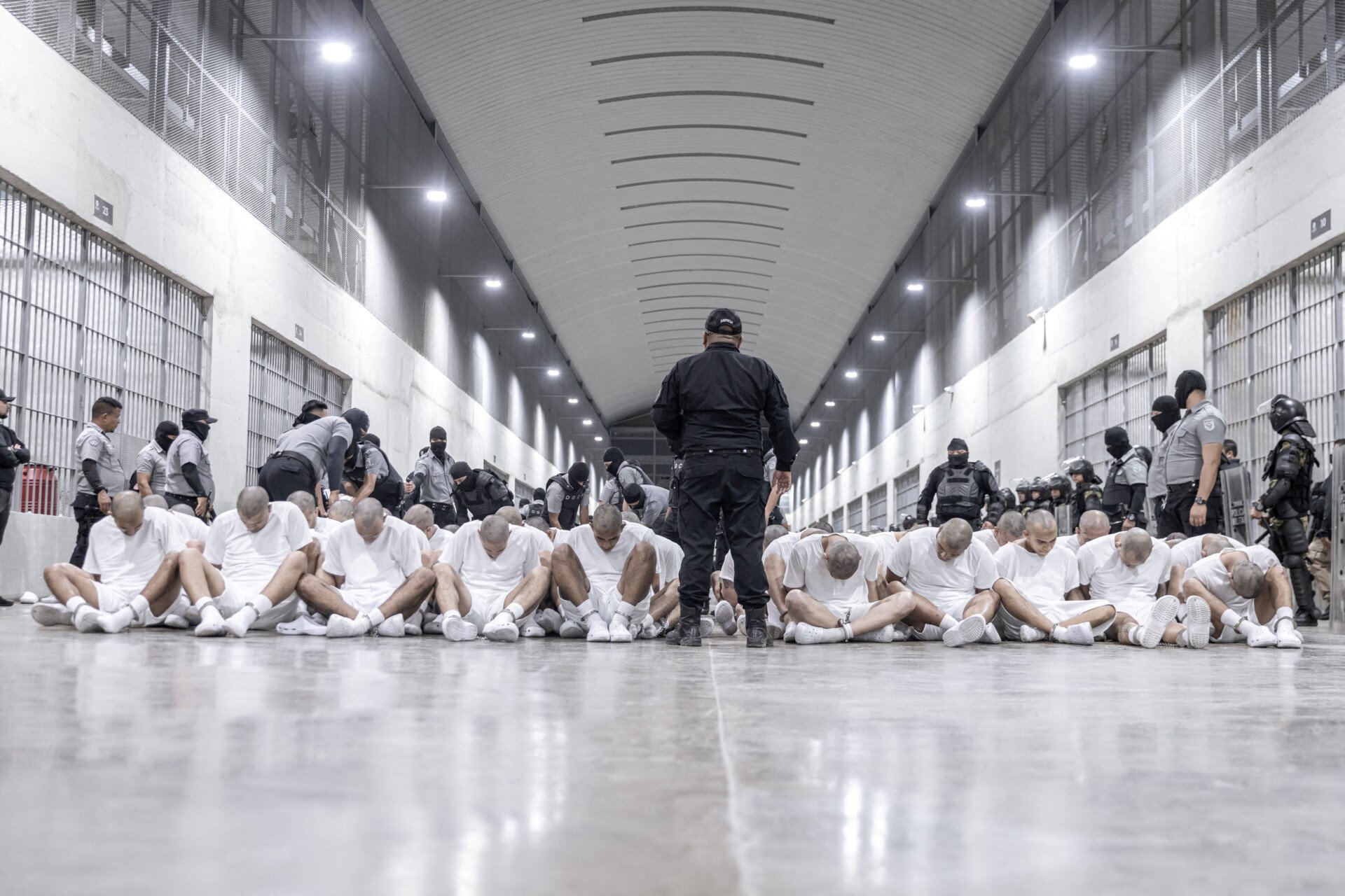 ΗΠΑ: Με νόμο του 1798 για περιόδους πολέμου η απέλαση των 200 Βενεζουελάνων στο Ελ Σαλβαδόρ  