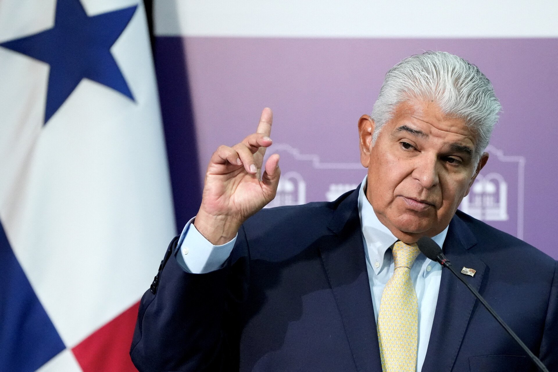 Panama: Mulino respinge rapoartele conform cărora armata SUA “examinează opțiuni” pentru accesul la Canalul Panama  