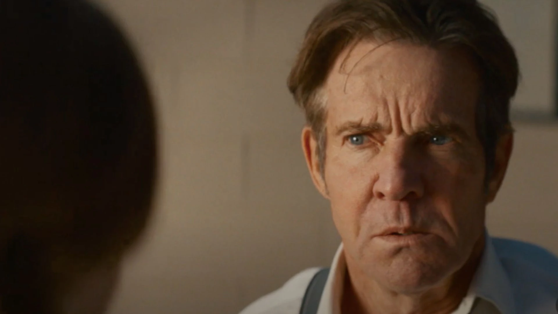 Suzeran: Thriller despre credință și putere cu Dennis Quaid în rol principal  