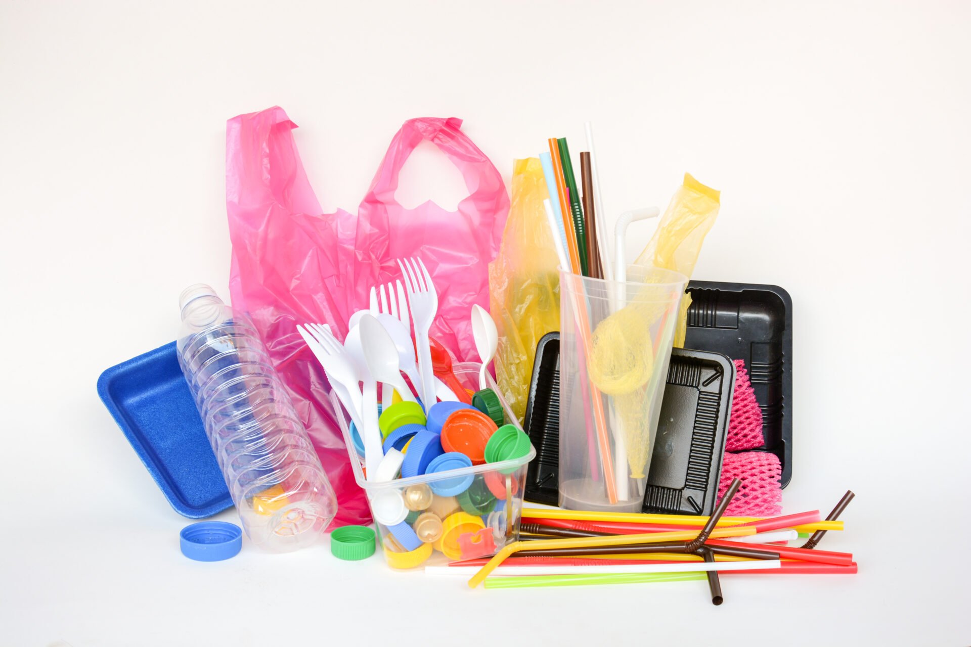 De ce o lume fără plastic ar fi… de neîndurat  