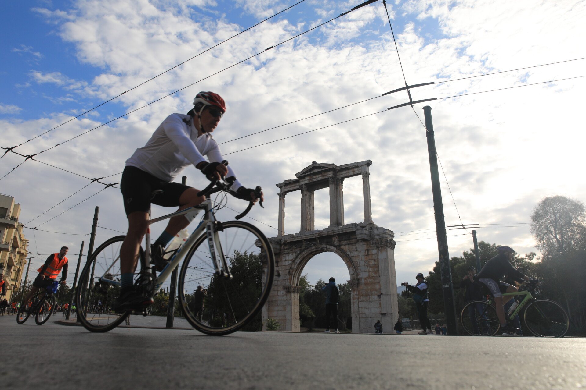 Reglementări de circulație în Attica din cauza cursei de biciclete – Ce străzi vor fi închise  