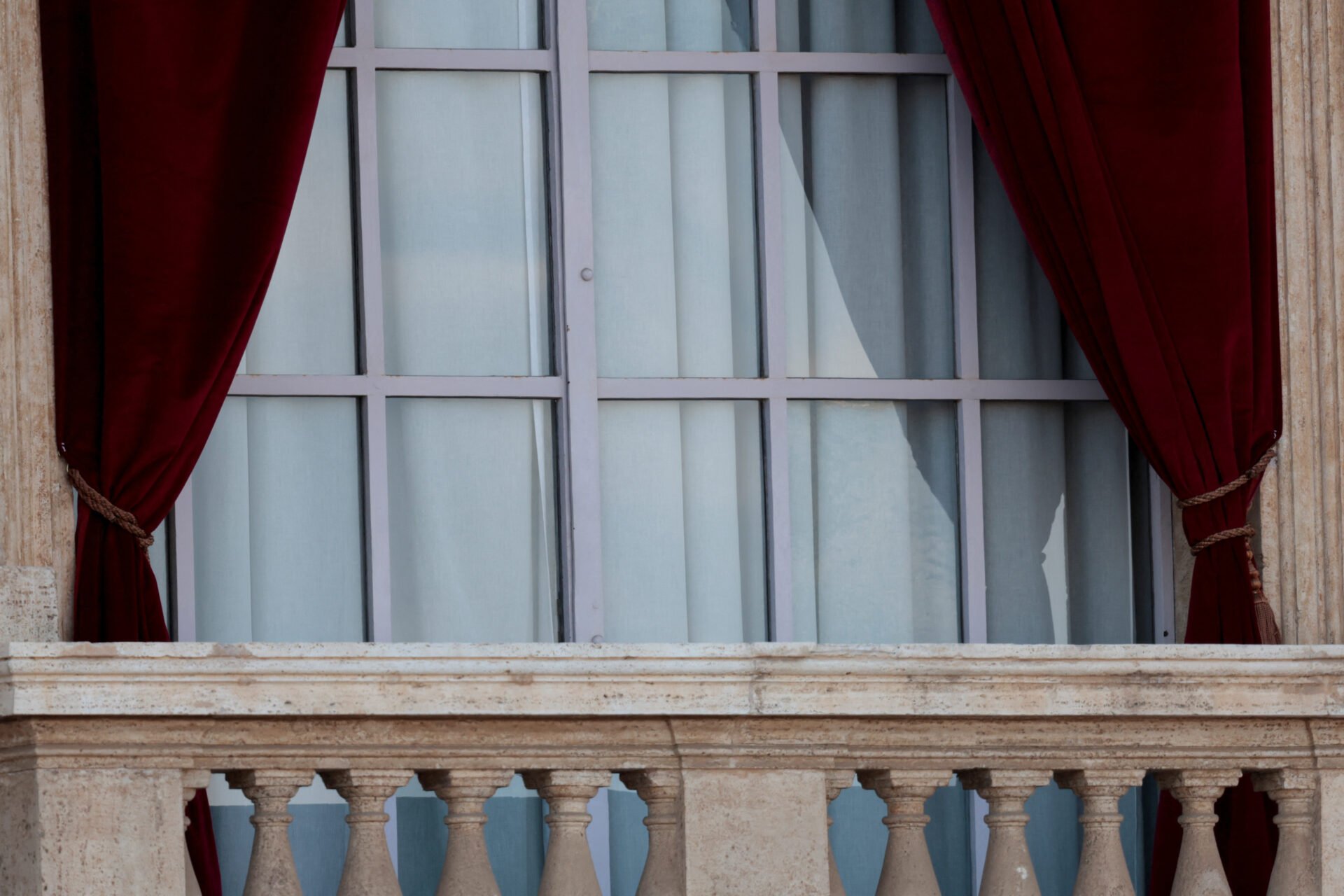 Στο μπαλκόνι θα μάθουμε το όνομα του νέου Πάπα – Οι δύο ερωτήσεις που του έκαναν