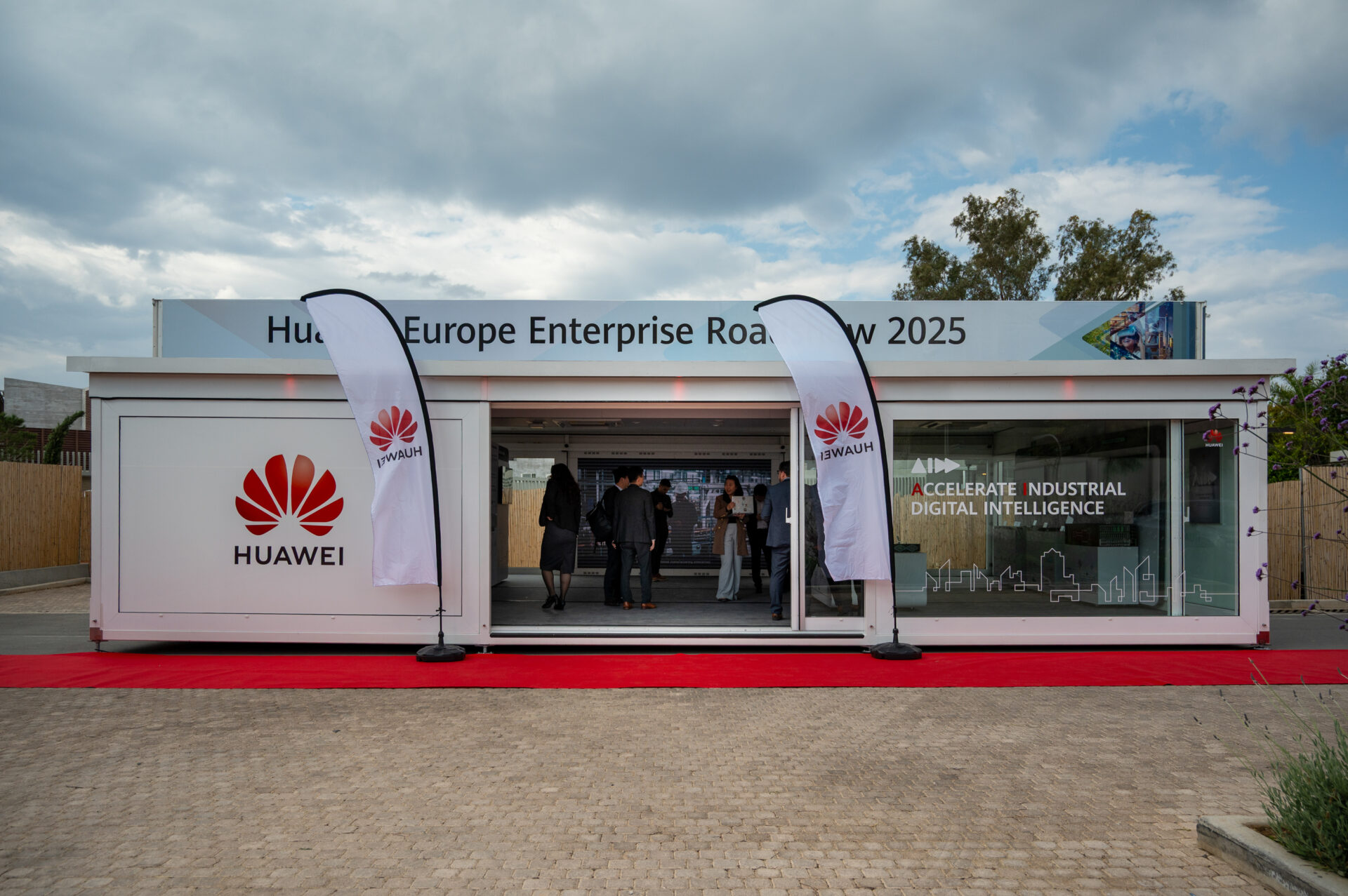 Huawei: Αποθήκευση δεδομένων, δίκτυα και διασύνδεση μέσω οπτικής ίνας – Λύσεις για κάθε βιομηχανία