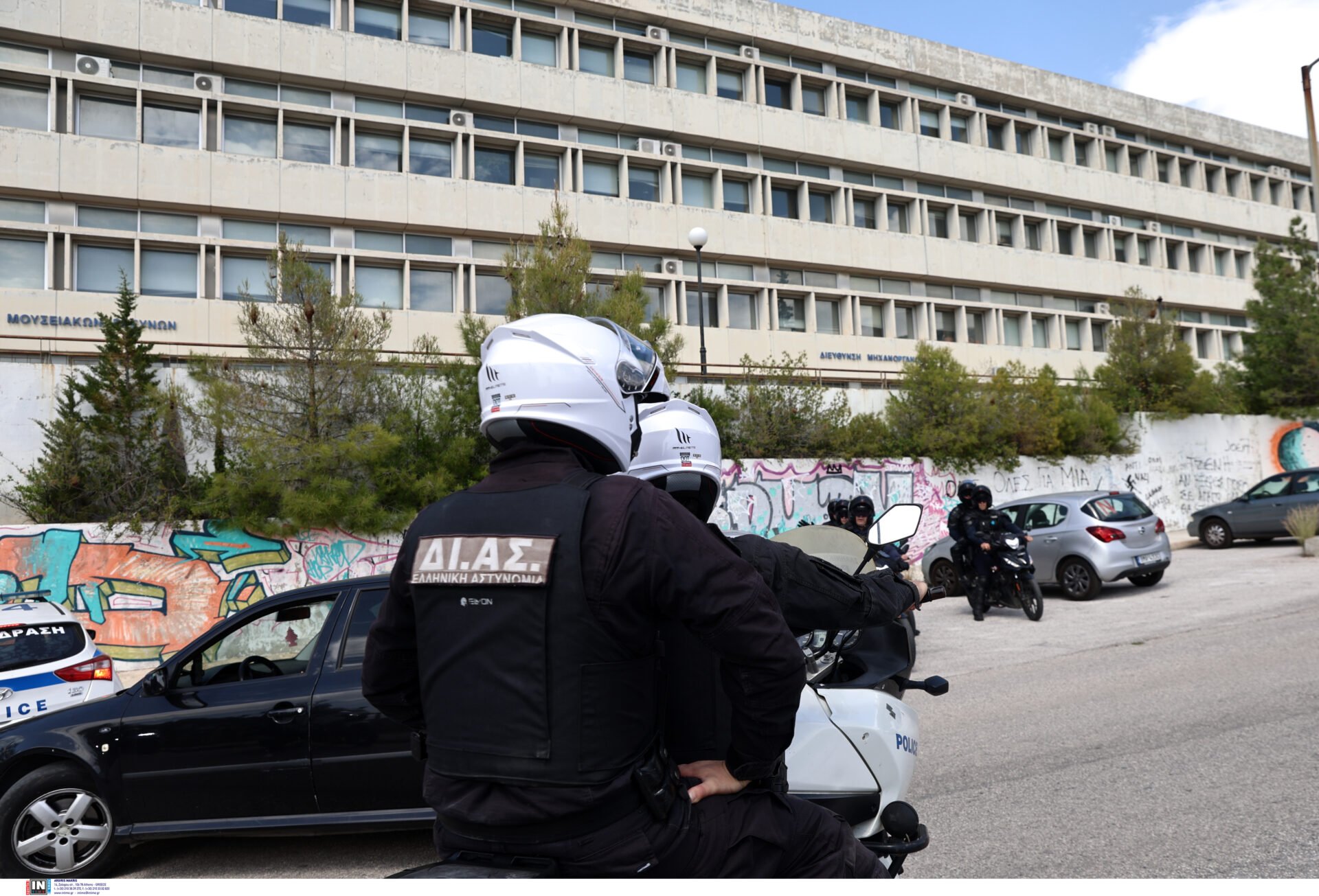 Πολυτεχνειούπολη: Βίντεο ντοκουμέντο από το επεισόδιο στο κυλικείο
