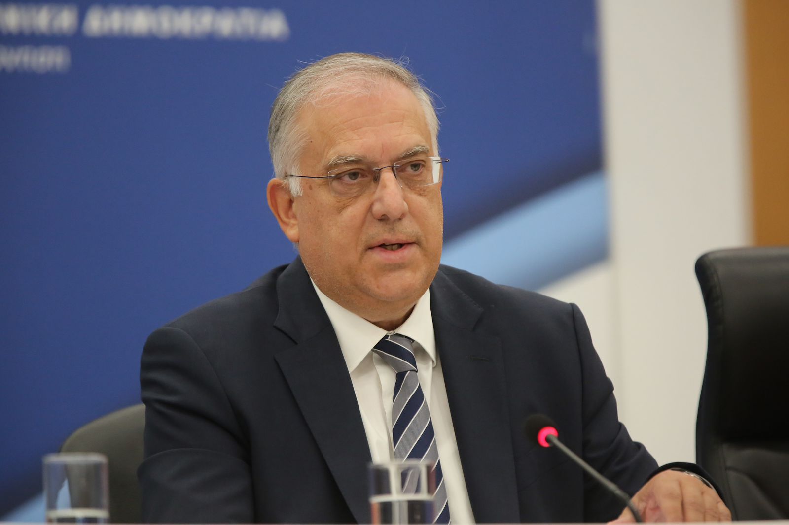Θεοδωρικάκος: Αναγκαιότητα η άρση της μονιμότητας στον δημόσιο τομέα