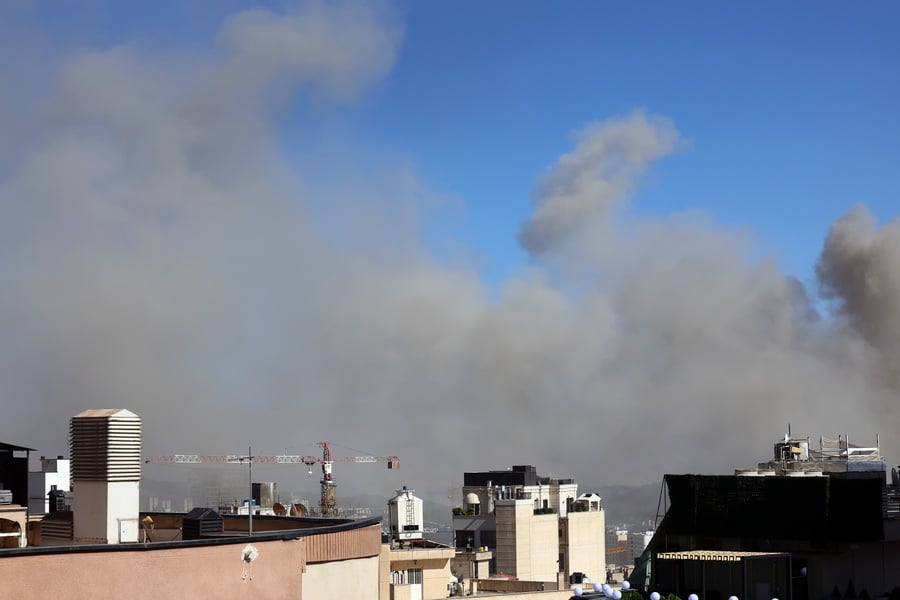 Ιράν: Επιδρομές του Ισραήλ στην πόλη-λιμάνι Μπαντάρ Αμπάς – Επέκταση των εχθροπραξιών