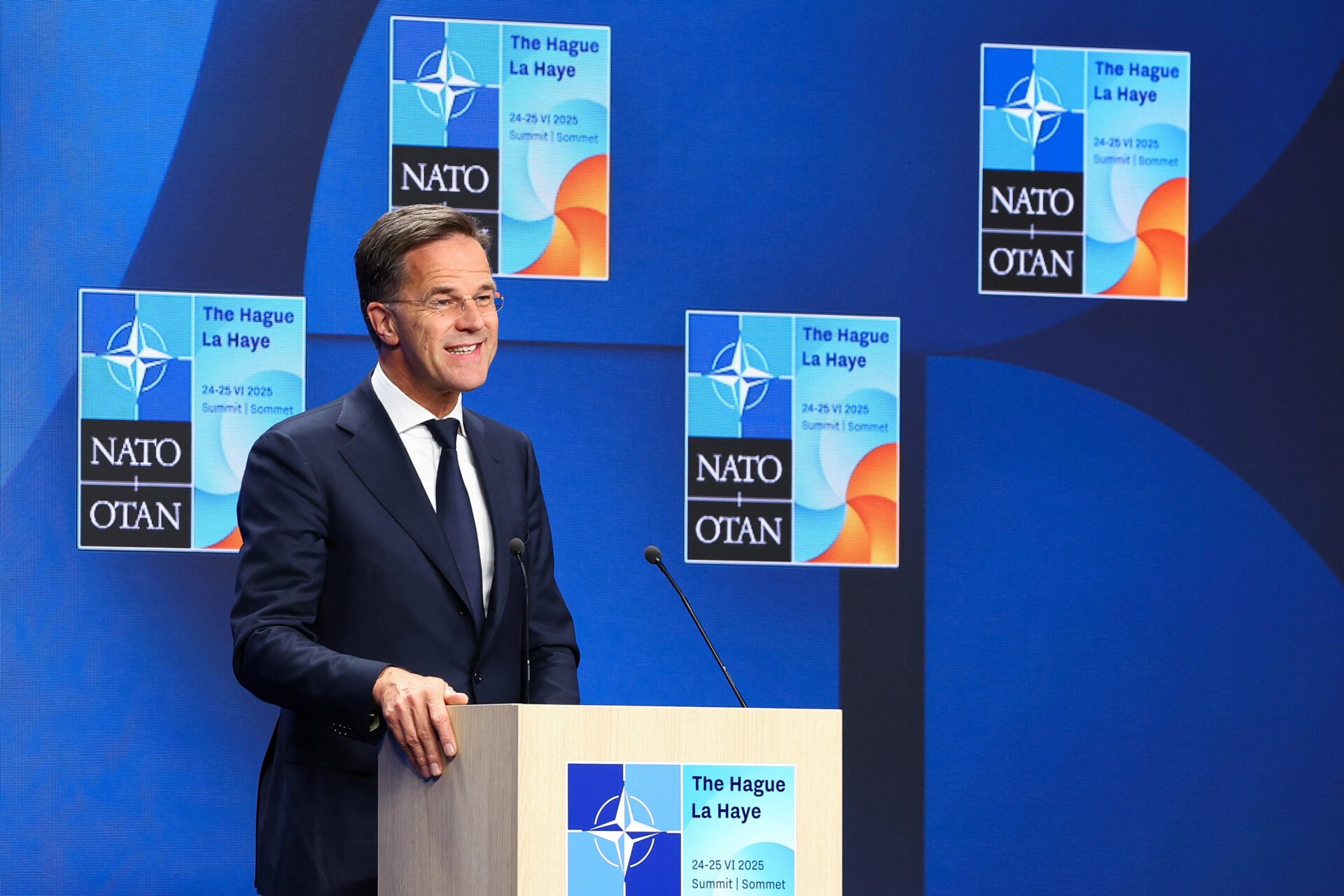 Ρούτε: Σε μη αναστρέψιμη πορεία προς το ΝΑΤΟ η Ουκρανία