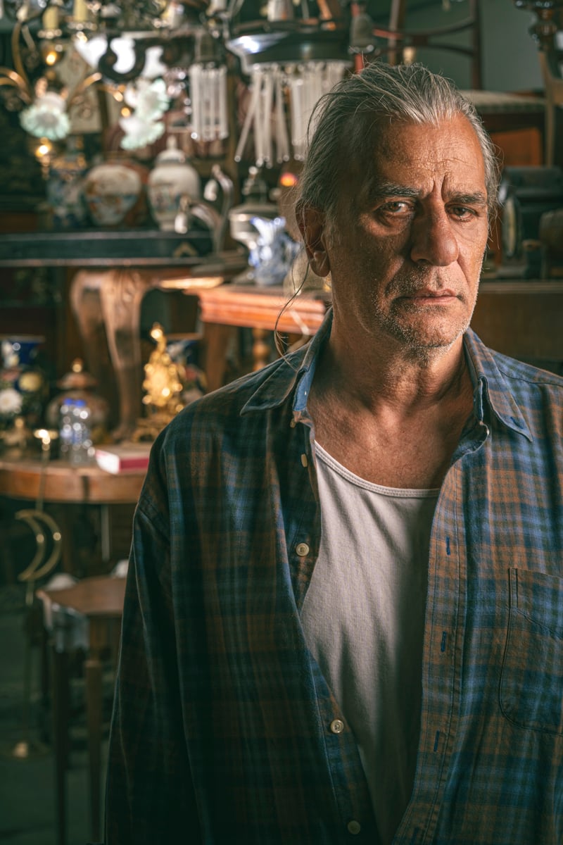 Ο Γιάννης Μπέζος σκηνοθετεί το αριστούργημα του David Mamet «Αμερικάνικος Βούβαλος» | Molonoti News