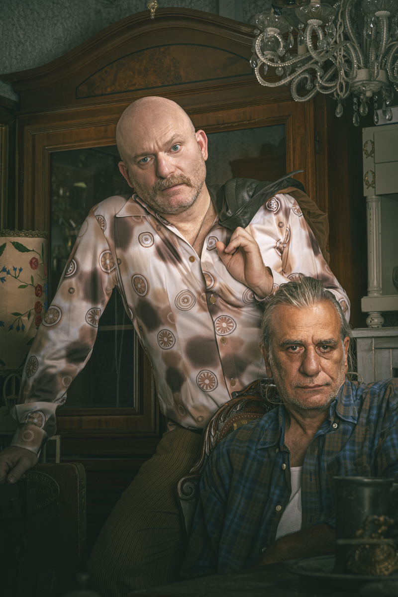 Ο Γιάννης Μπέζος σκηνοθετεί το αριστούργημα του David Mamet «Αμερικάνικος Βούβαλος» | Molonoti News