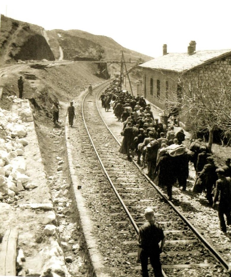 Ιστορικός τόπος ο Σιδηροδρομικός Σταθμός Καρυάς Φθιώτιδας | Molonoti News