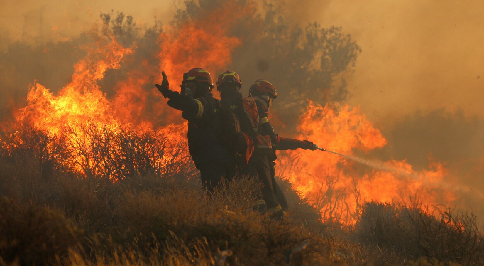 Κόλαση φωτιάς στην Ιεράπετρα