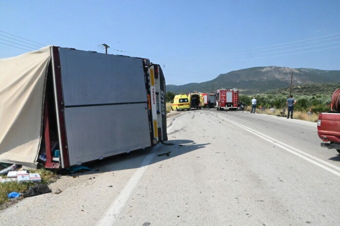 Κλειστός ο δρόμος προς Κοζάνη λόγω του ατυχήματος.