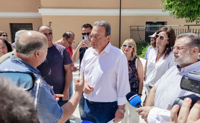 Επικίνδυνη η κατάσταση στην Υγεία σύμφωνα με τον Σωκράτη Φάμελλο.