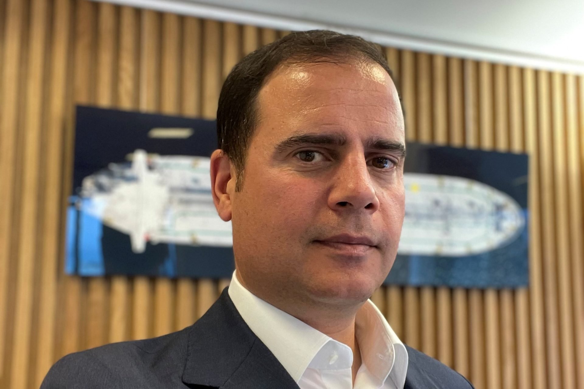 Ionic: Ψήφος εμπιστοσύνης στα Ναυπηγεία Σκαραμαγκά