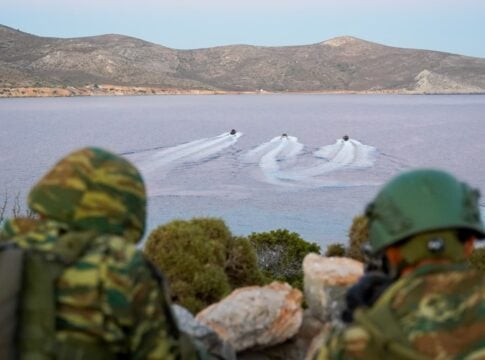 Ανακατάληψη βραχονησίδας