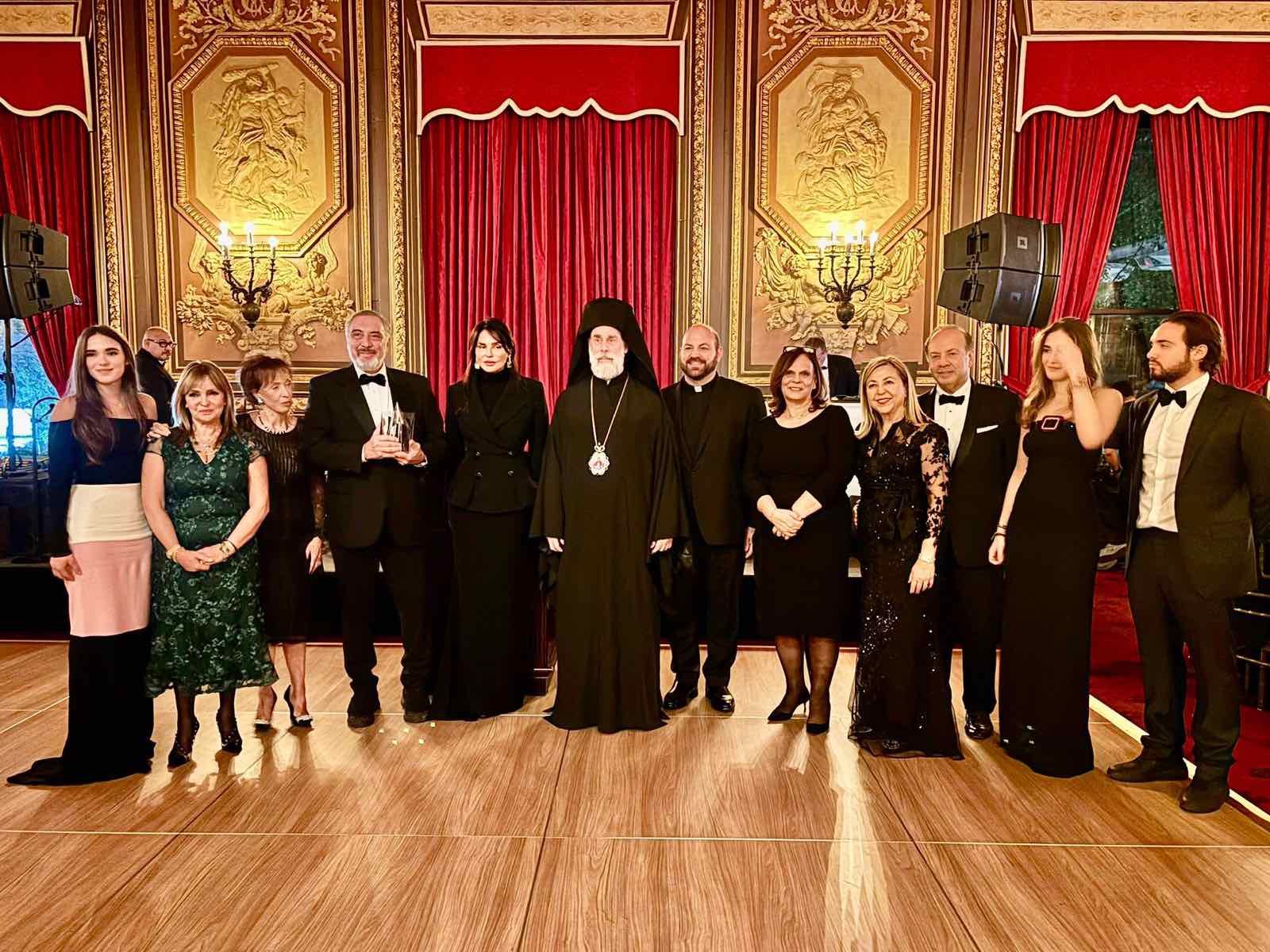 Νίκος Τσάκος: Βράβευση για τη συμβολή του στη ναυτιλία και τη φιλανθρωπία