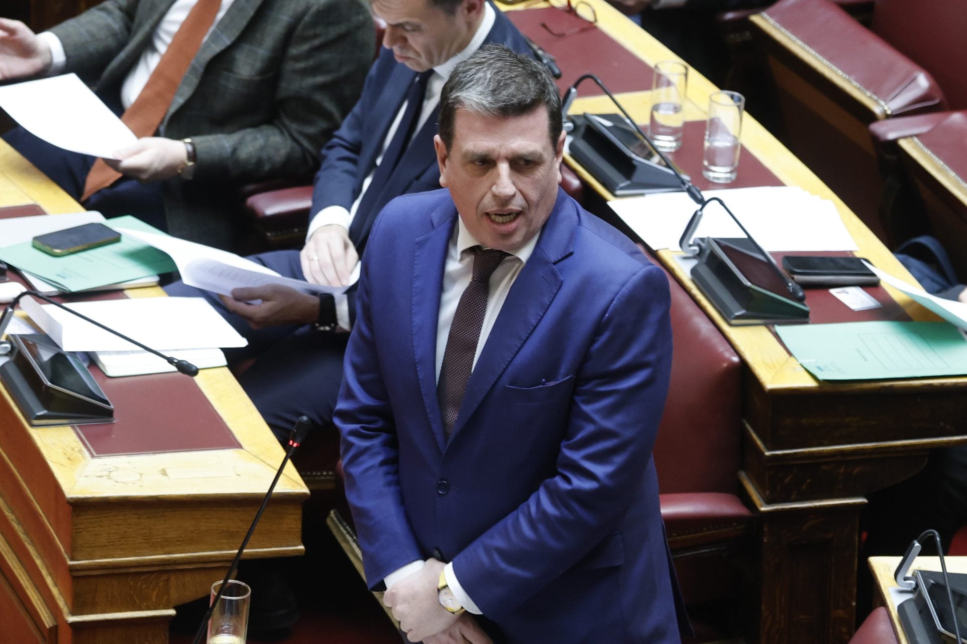 Μεταναστευτικό: Αντιπαράθεση στη Βουλή για την ΕΣΣΔ και το ρ