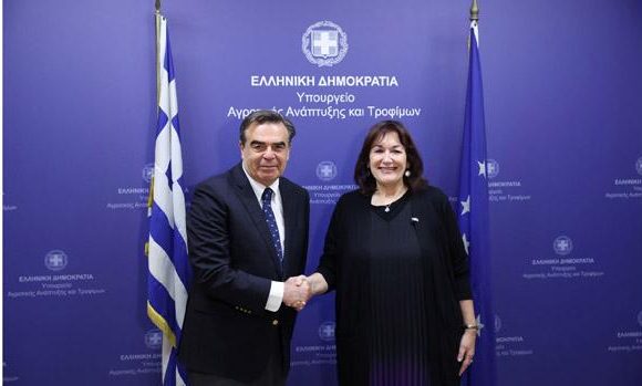 Μ. Σχοινάς: Συνάντηση με την Επίτροπο Σουίτσα για το κόστος λιπασμάτων