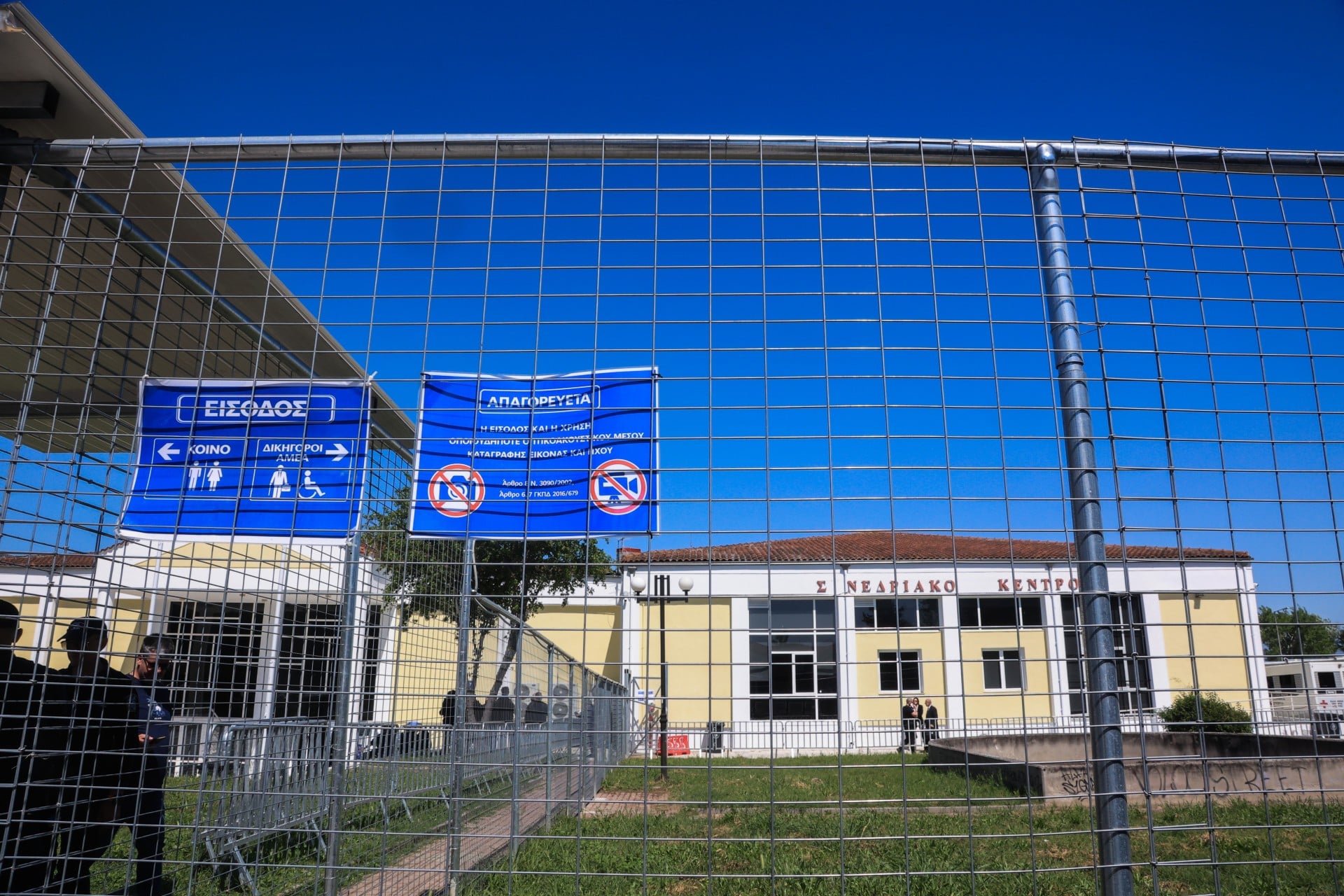 Δίκη για Τέμπη: Αντιδράσεις συνηγόρων κατηγορουμένων για την