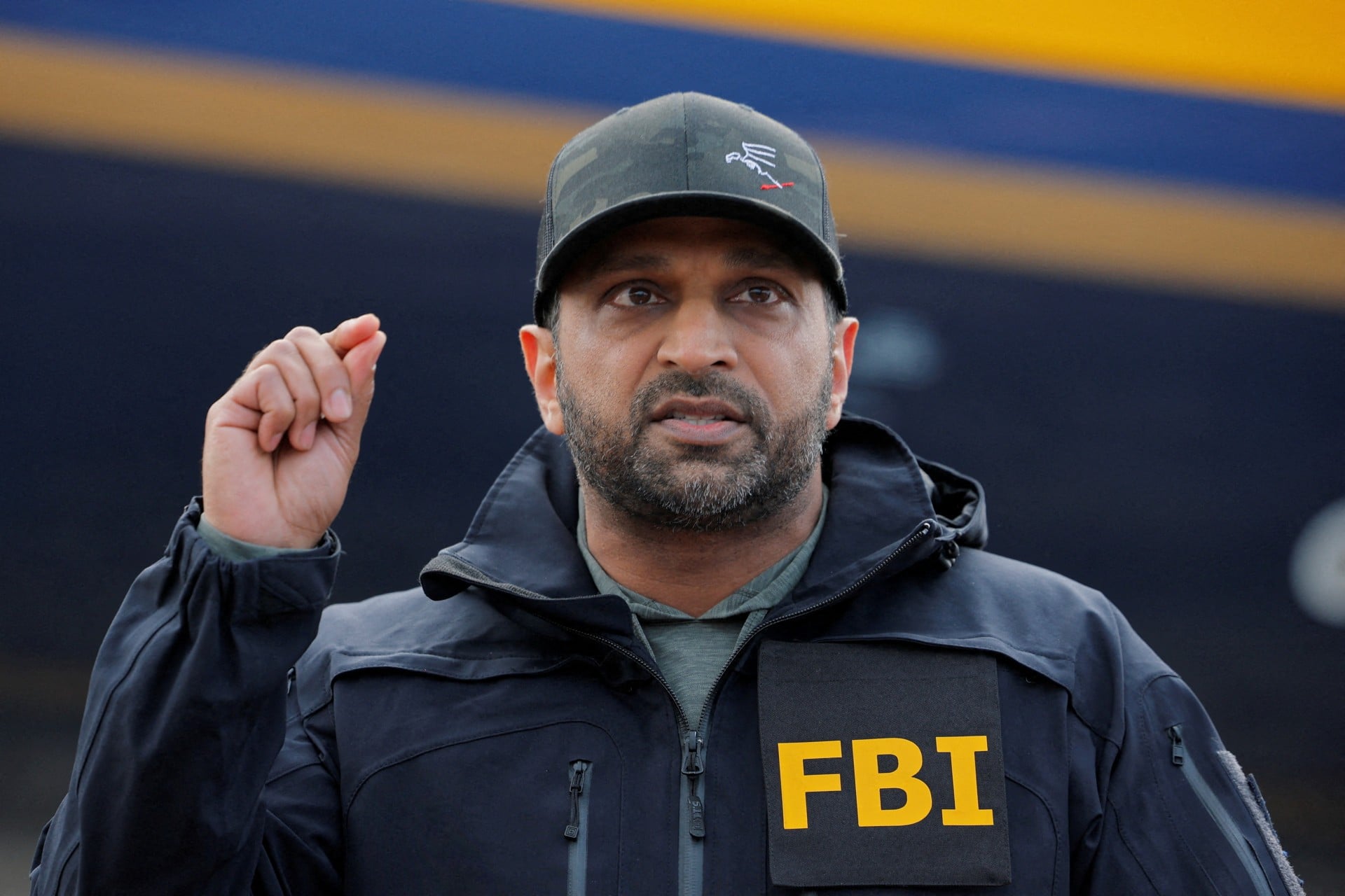ΗΠΑ: Ο διευθυντής του FBI ζητά αποζημίωση 250 εκατ. δολαρίων από το περιοδικό Atlantic επειδή έγραψε ότι αντιμετωπίζει πρόβλημα αλκοολισμού