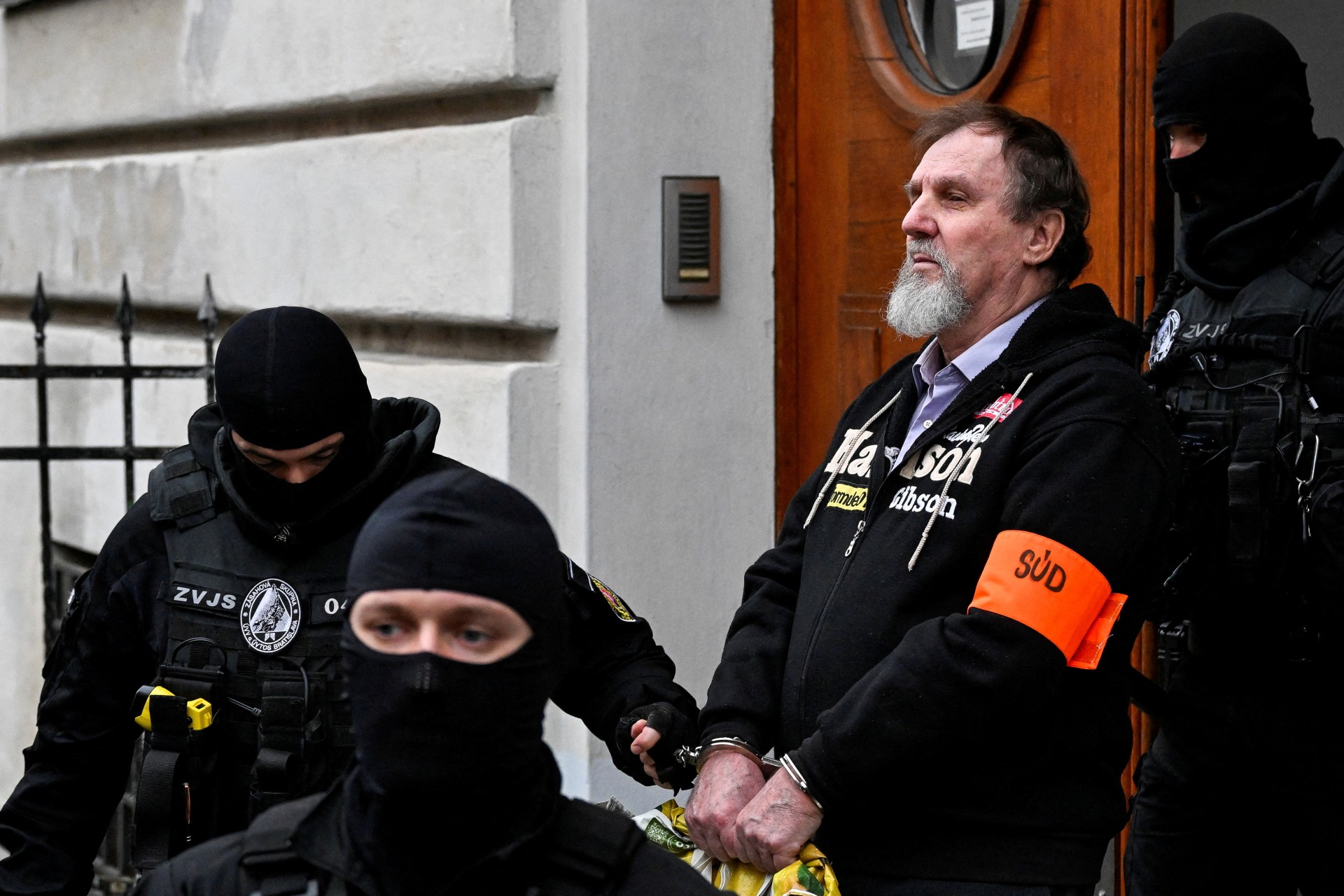 Σλοβακία: Το Ανώτατο Δικαστήριο επικύρωσε την ποινή φυλάκισης 21 ετών στον δράστη της επίθεσης κατά του πρωθυπουργού Φίτσο
