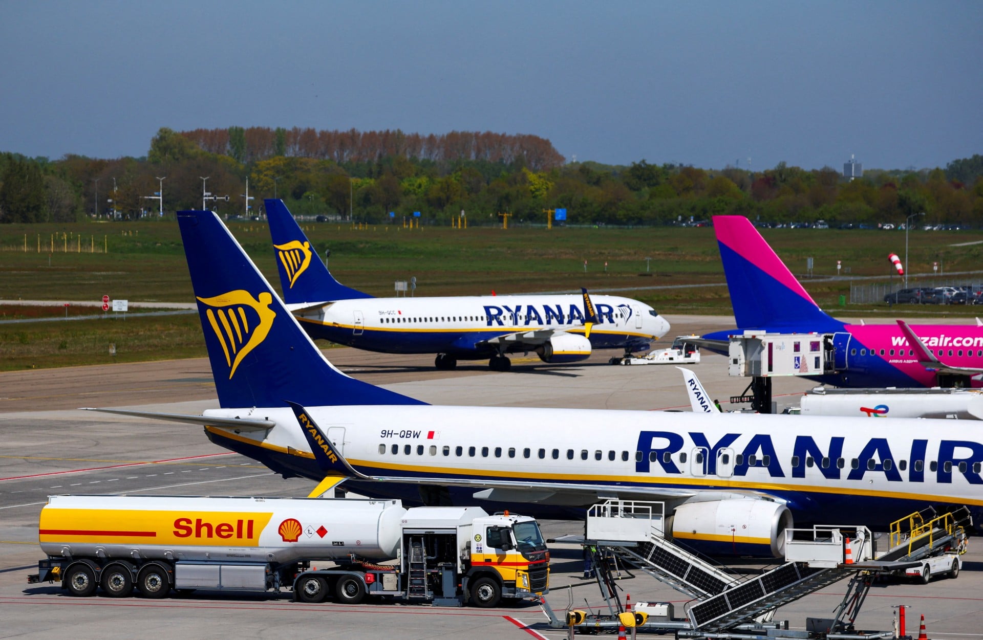 Ryanair: Σχέδιο για «Αρμαγεδδώνα» λόγω της κρίσης στα καύσιμα – SOS για λουκέτα σε ευρωπαϊκές αεροπορικές