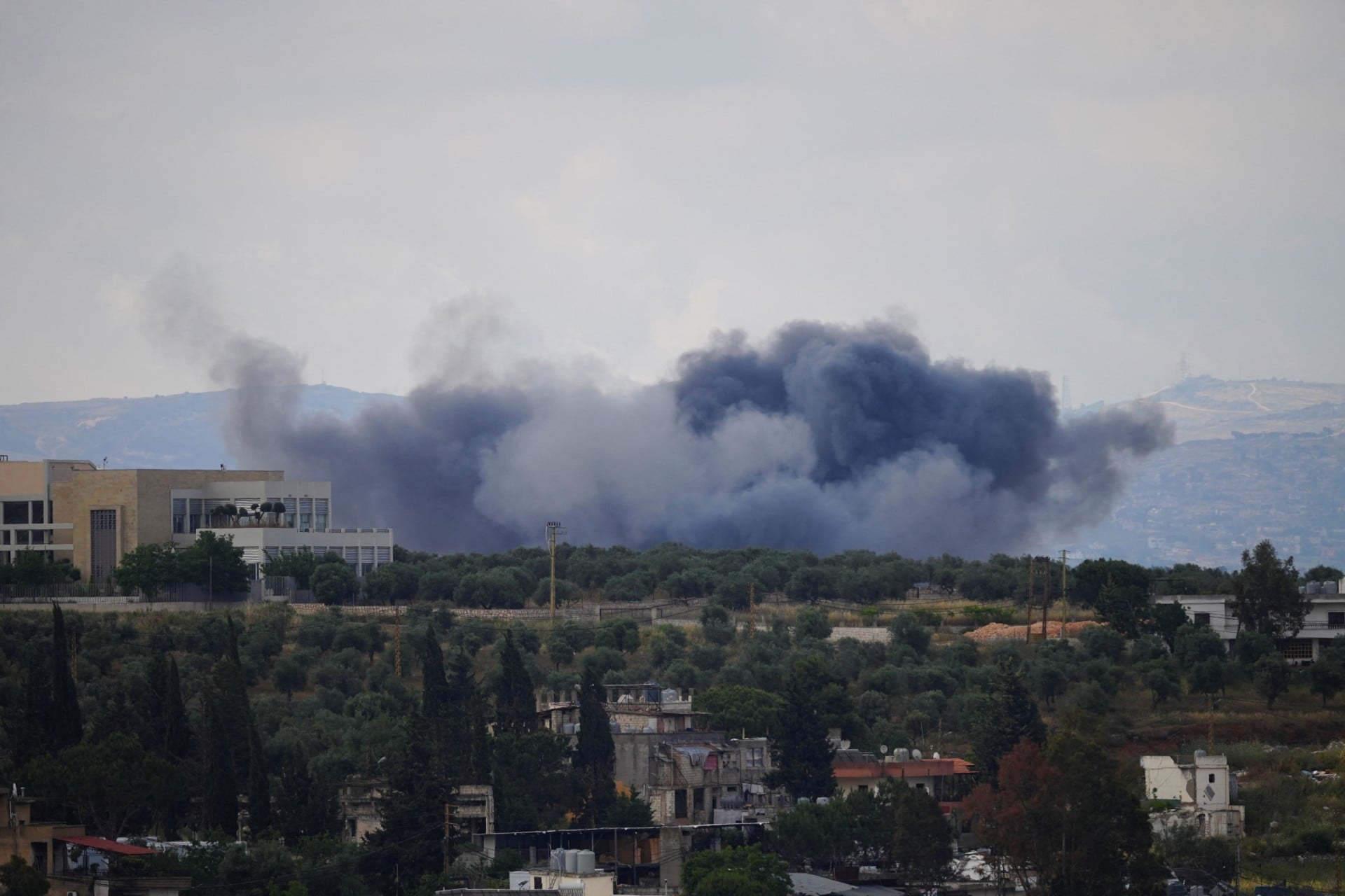 Ο Λίβανος αναφέρει ότι ισραηλινό πλήγμα στον νότο σκότωσε 7 