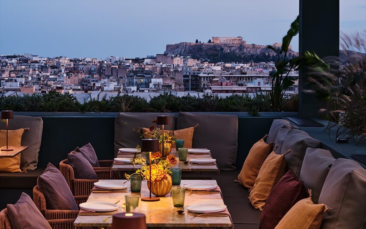 Το 10 Urban Roof Garden κάνει pairing με την καλοκ