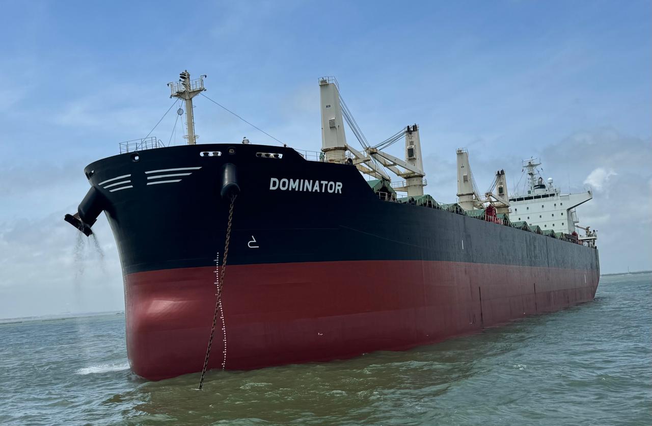 DryDel Shipping: Πούλησε σε τιμή ρεκόρ το «Dominator»