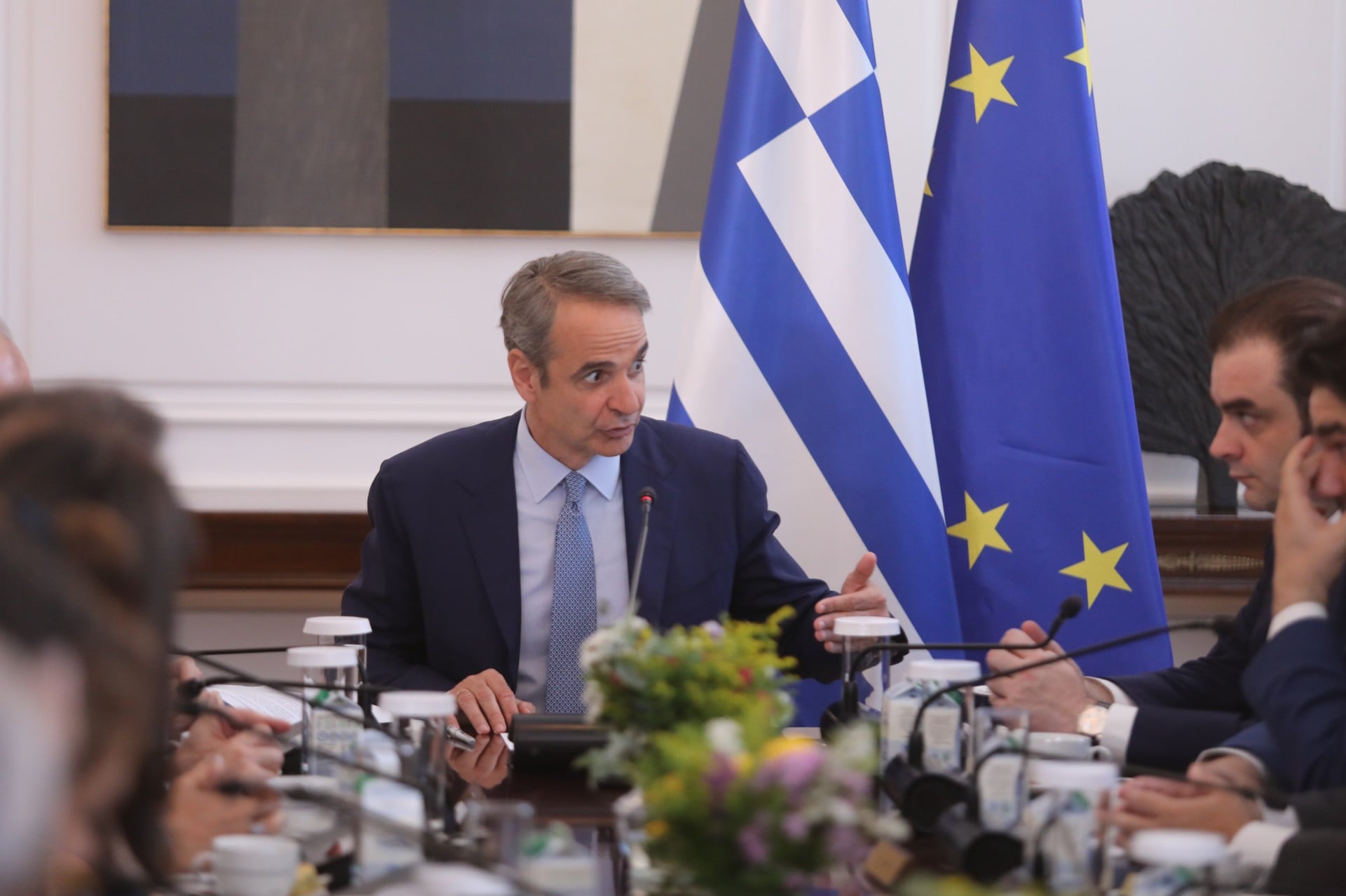 Μητσοτάκης: Έρχεται νέα πτώση στη βενζίνη στην αντλία – «Πάγωμα» τιμών για δύο μήνες υπό κρατικό έλεγχο