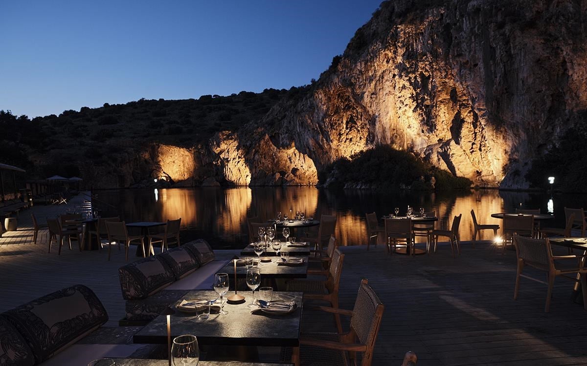 Το νέο κεφάλαιο του Abra Ovata στη Λίμνη Βουλιαγμένης