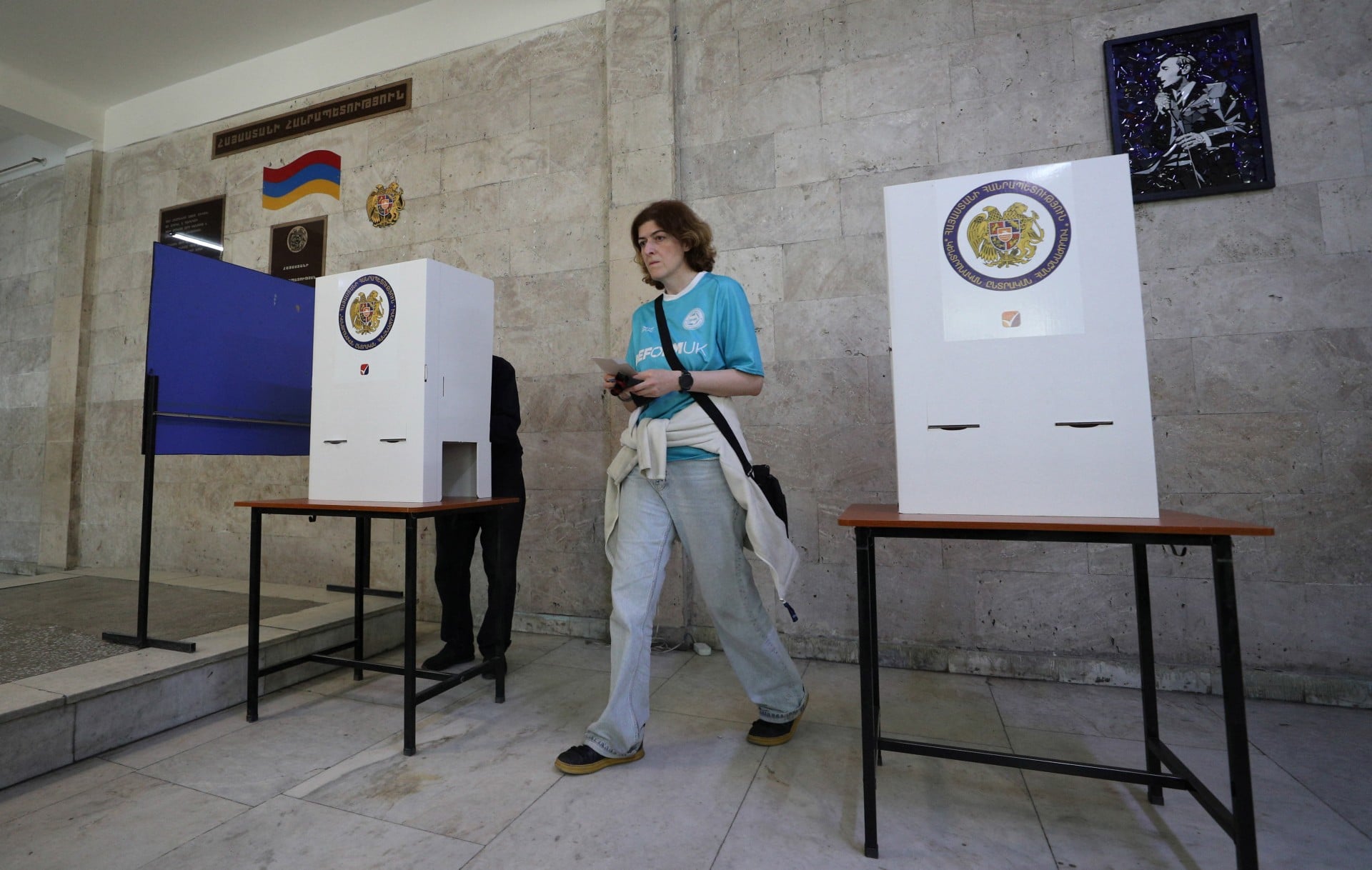 Εκλογές στην Αρμενία: Νοθεία και έξωθεν παρεμβάσει