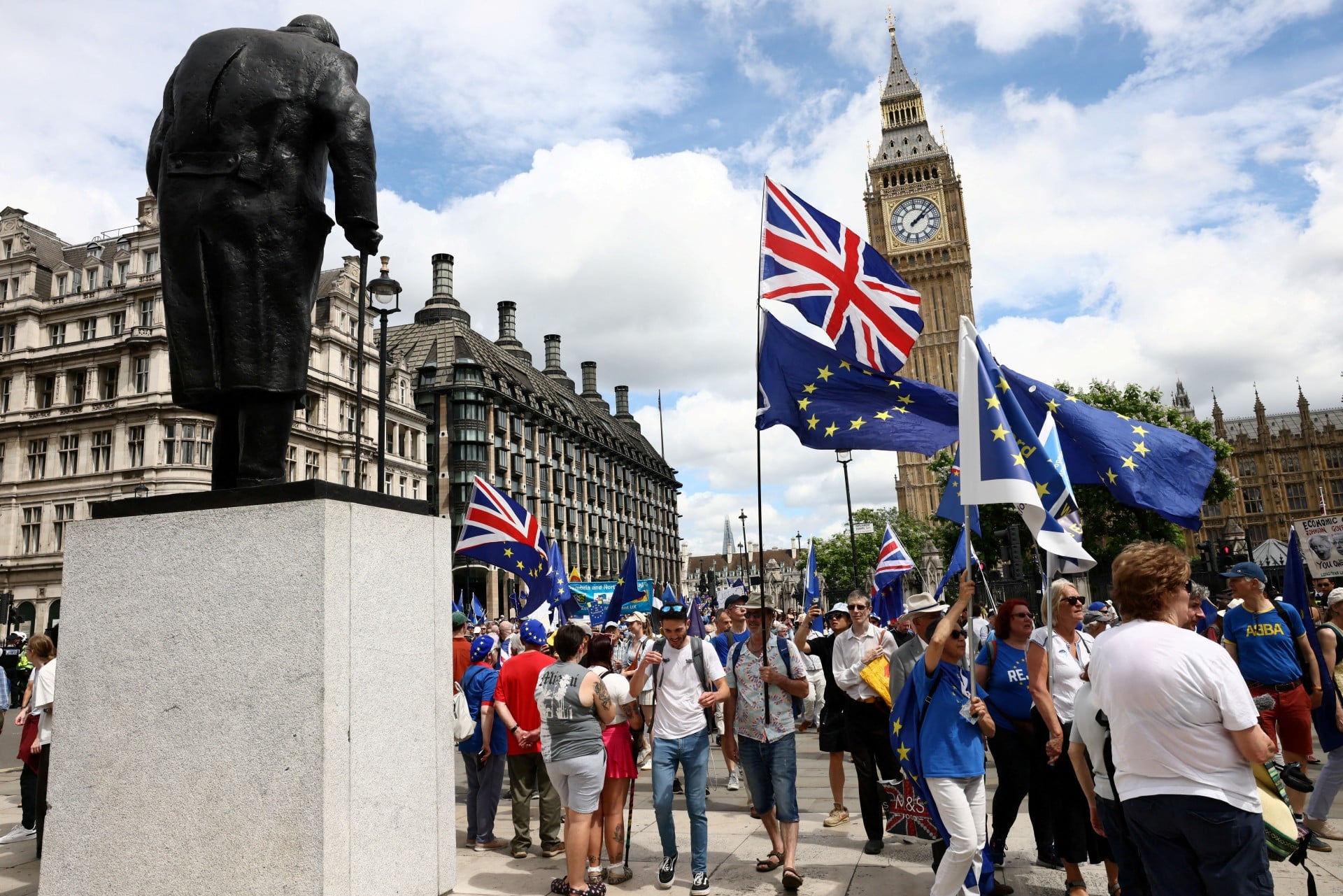 Brexit, 10 χρόνια μετά: Τι (δεν) άλλαξε – Και πόσο στοίχισε